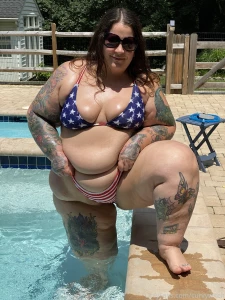 I love summer for the trashy fashion honestly part 2