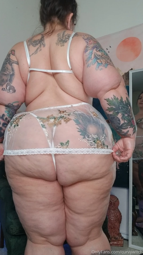 Happy sunday from me and my huge ass part 2 