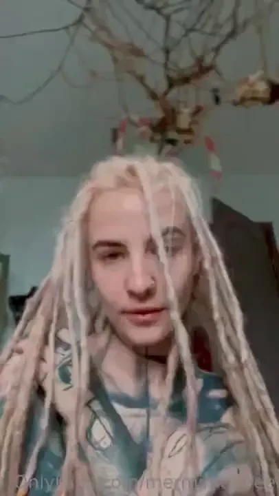 Cum amp chat with me here mermimaybe 