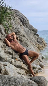 The other side of the beach by the cliff part 3