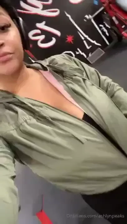 Ashlynpeaks 