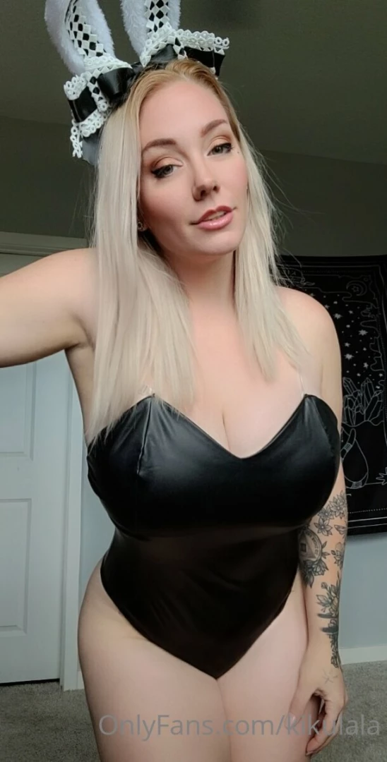 Late night slutty bunny at your service 