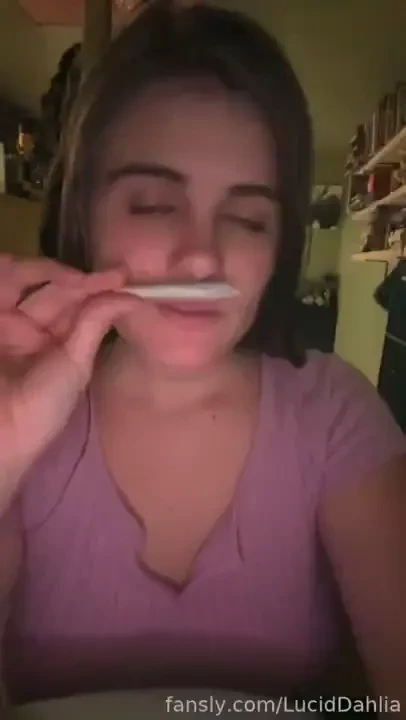 Home grown lt 3 smoke with me stoner hairygirl curvy 