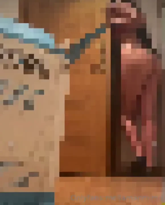 As le abro la puerta al de glovo quieres ver que pasa despu s soy muy 