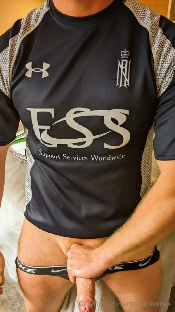 Who s watching the the 59th super bowl tonight are you supporting the part 2 