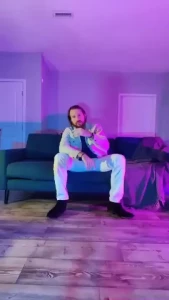 Who should i call tonight this is a non-nude video of me dressed like