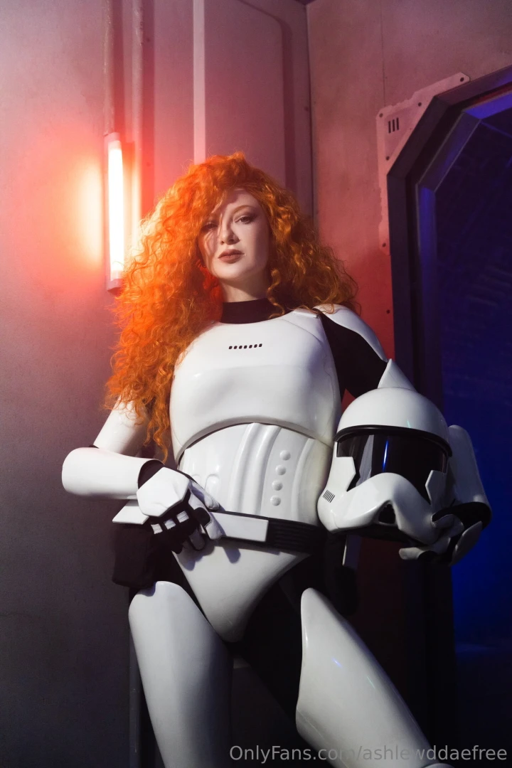 Cosplay and more over on my vip page hoping i get to hear from you 