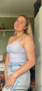 It s me the good girl from next door or not so good