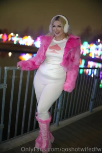 Serving snow bunny for christmas i had fun taking in the sights at a part 6