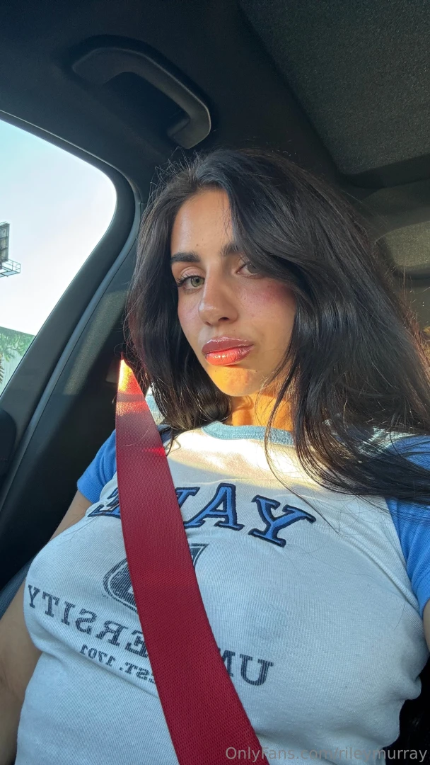 Pulled up pretty and unbothered 