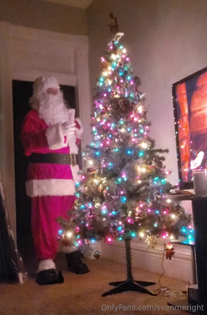 Merry happy christmas holidays here it is the sfw to start but it is part 30 