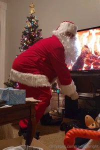 Merry happy christmas holidays here it is the sfw to start but it is part 14