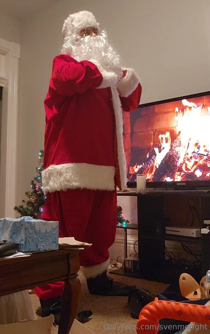 Merry happy christmas holidays here it is the sfw to start but it is part 19 