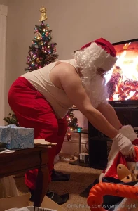 Merry happy christmas holidays here it is the sfw to start but it is part 28