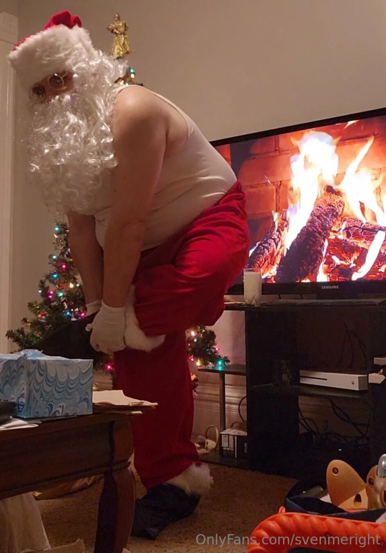 Merry happy christmas holidays here it is the sfw to start but it is part 21 