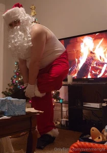 Merry happy christmas holidays here it is the sfw to start but it is part 21