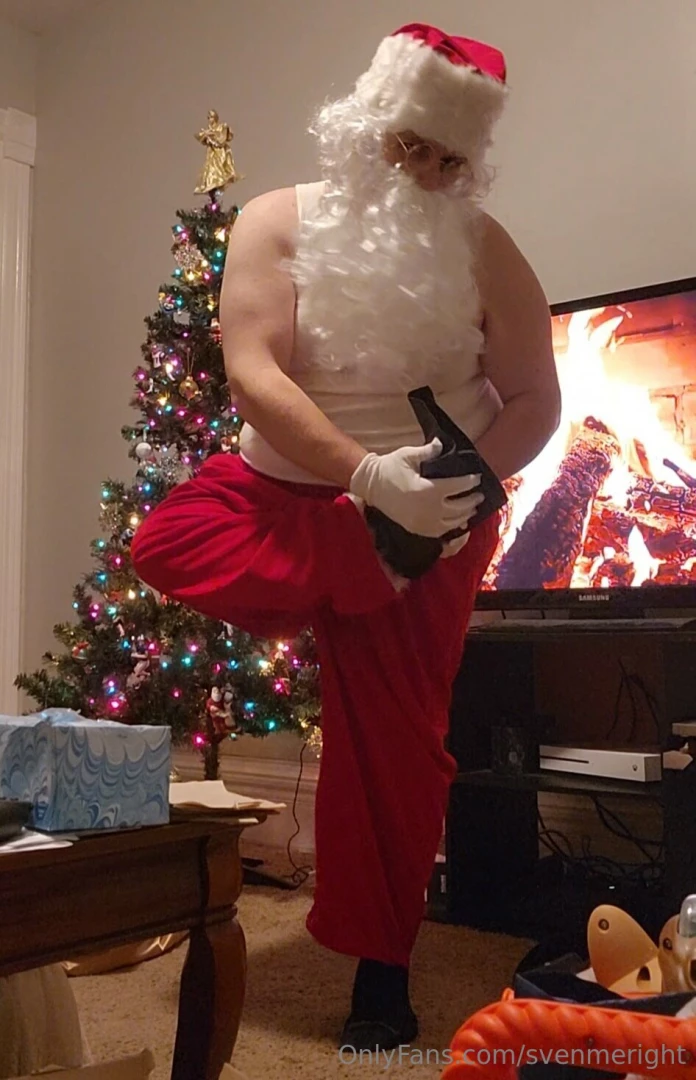 Merry happy christmas holidays here it is the sfw to start but it is part 17 