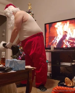 Merry happy christmas holidays here it is the sfw to start but it is part 7