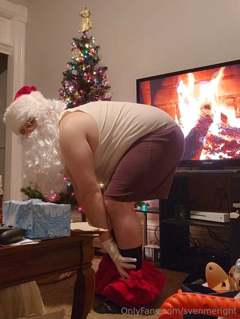 Merry happy christmas holidays here it is the sfw to start but it is part 20 