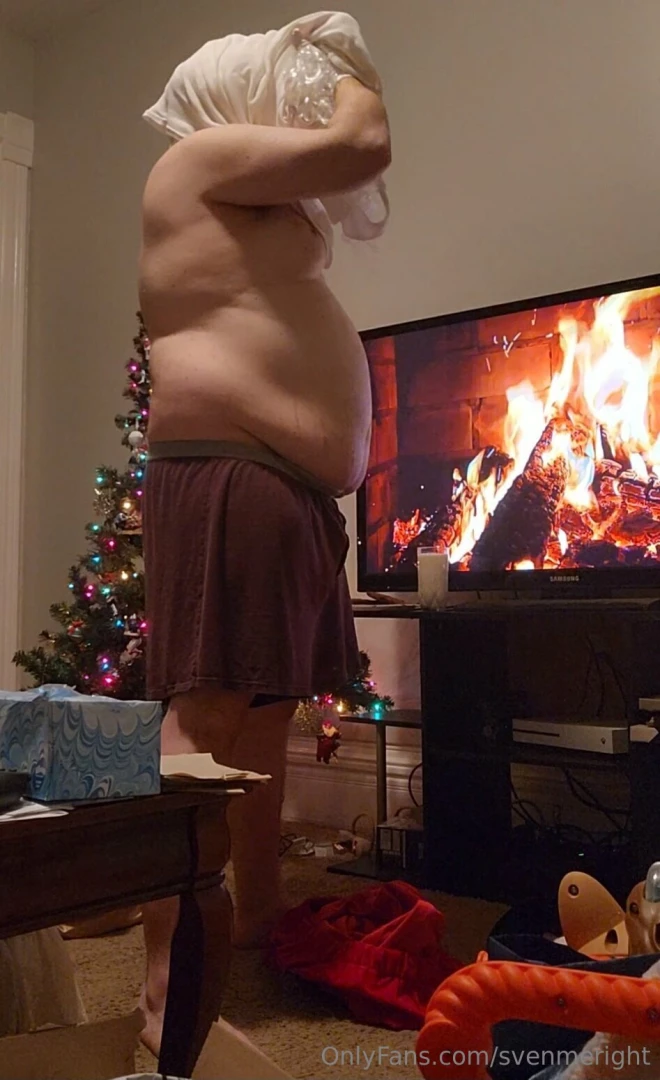 Merry happy christmas holidays here it is the sfw to start but it is part 39 