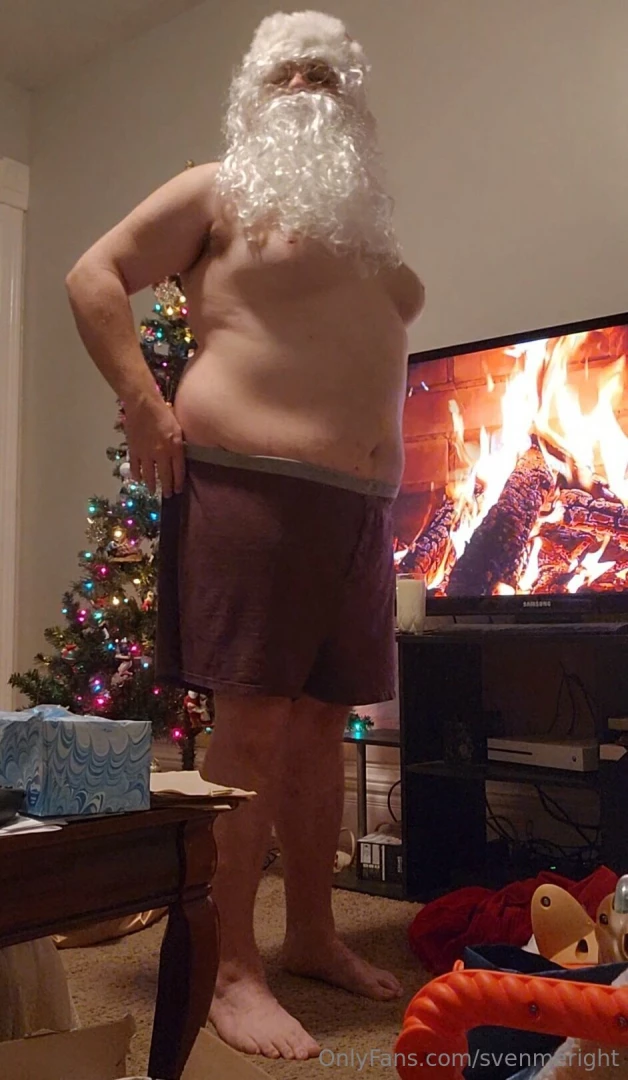 Merry happy christmas holidays here it is the sfw to start but it is part 18 