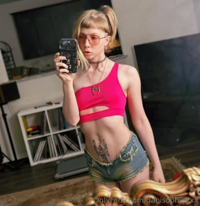 Ootd love the shades