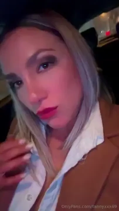 fannyxxx69 - Un besito grande a todos voy en camino la fiesta a big kiss to 