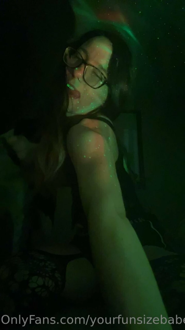 Yourfunsizebabe part 2 