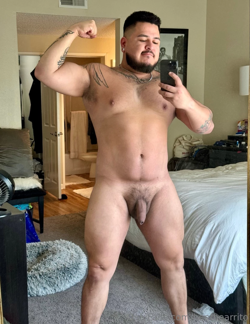 Underwear or nude 