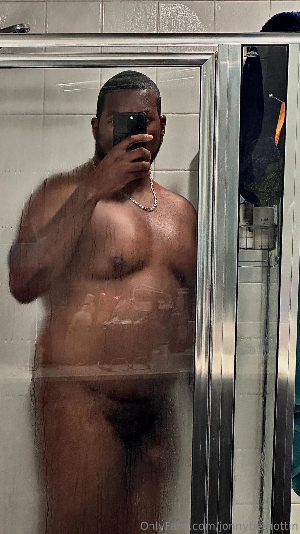 I ll spoil y all a lil bit cause papi s been absent and i m sowwis but 