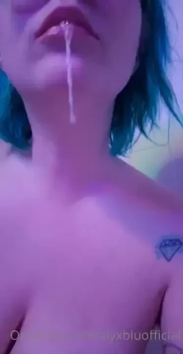 How would you like your tea cream sugar or would you like me to spit 