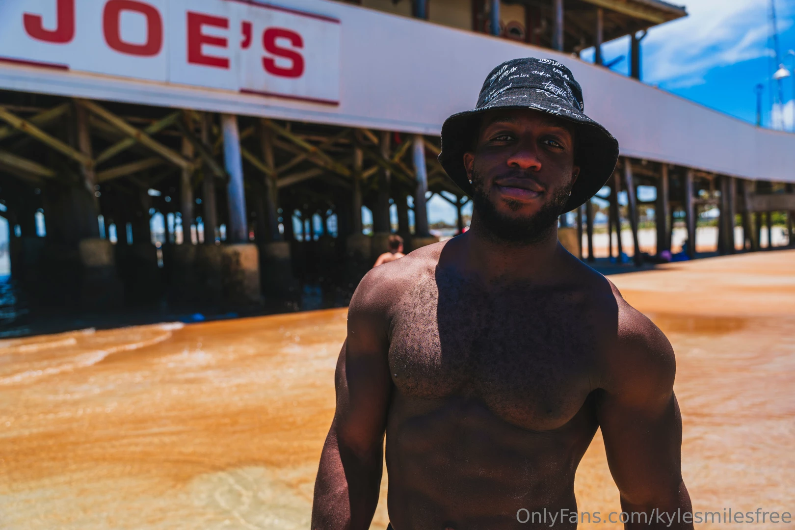 I m actually a big fan of bucket hats 