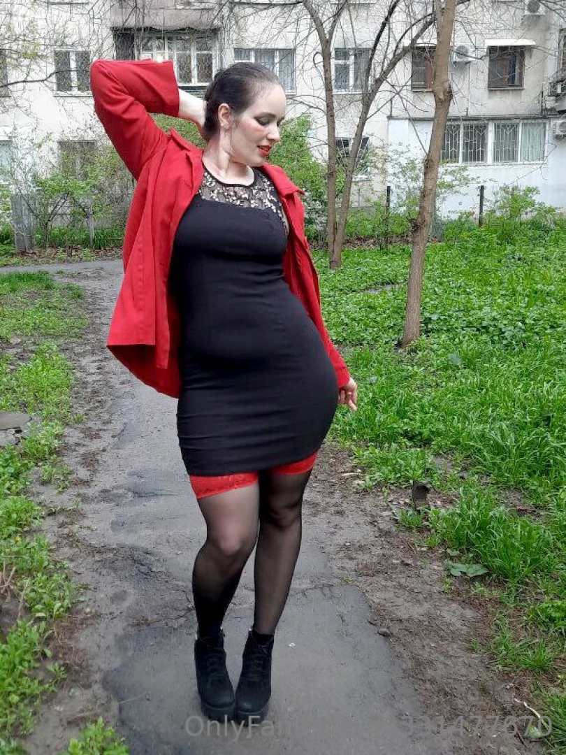 I love it when i m wearing stockings and the breeze caresses my ass part 9 