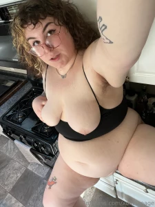 Be a good boy and worship mommy s body part 1