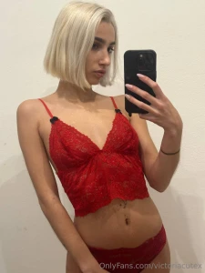 Red suits me well part 6