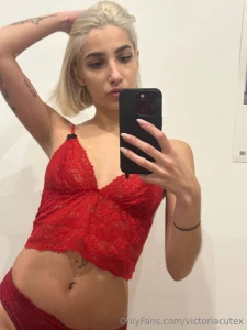 Red suits me well part 10
