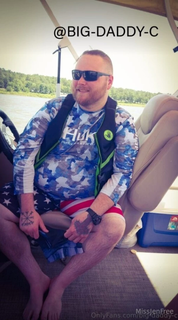 What a dilf - started july 12 2024 swipe to see all entries pics are part 14 