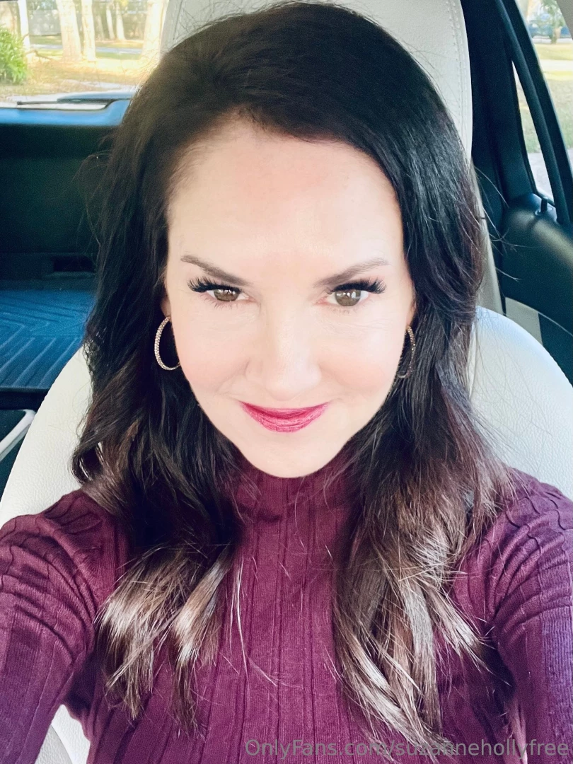 Happy friday everyone what are you up to today 