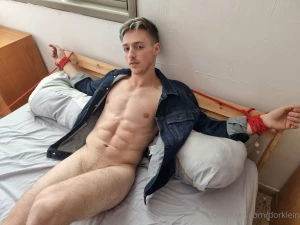 Do you ever feel out of control check your dm if you want to see more