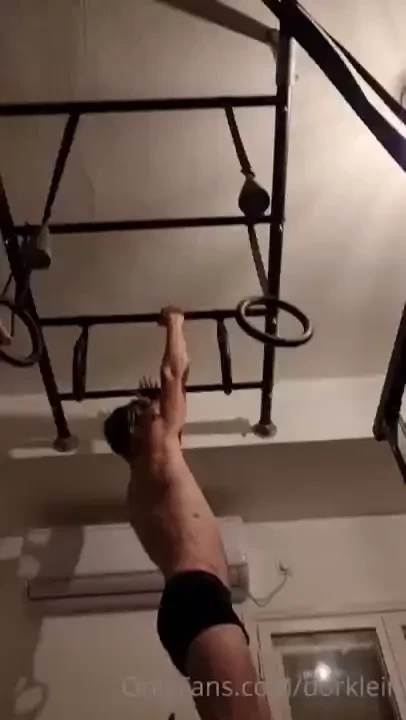 Working out with less clothes on is the real bodyweight workout i 