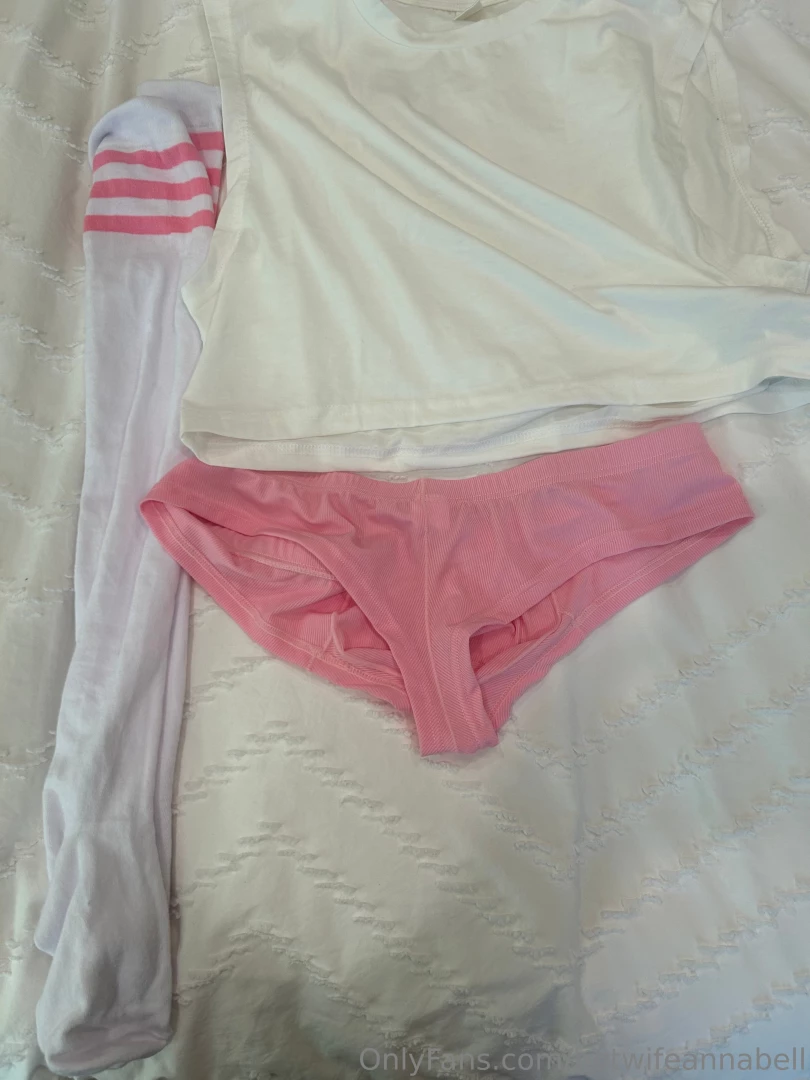 Good morning cucky is getting ready for his big date he is leaving in 