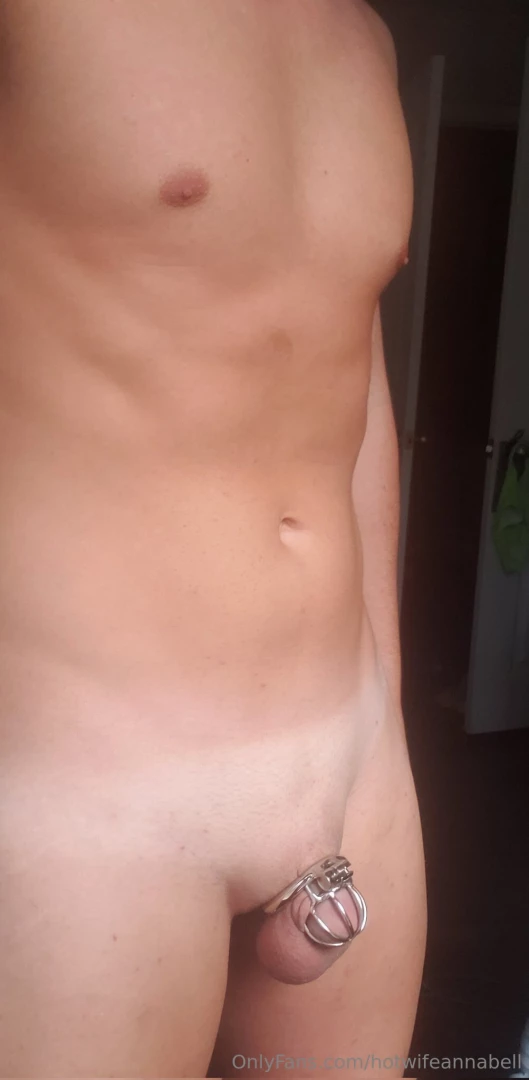 Hey hey i thought i would introduce ya ll to my new part-time cuckold 