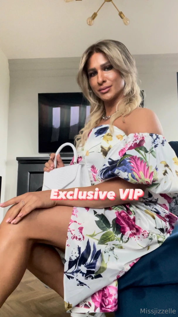 Mommy awaits for you in vip onlyfans com jizzyvip join today only to 