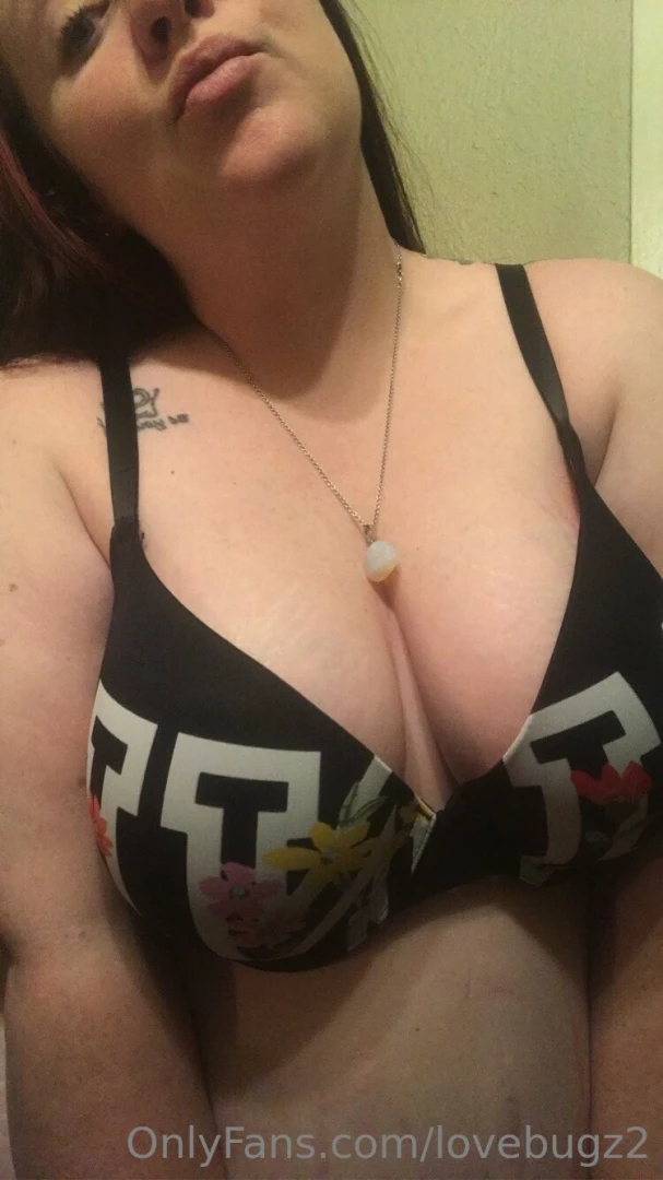 Got a new bra today do you like it baby 