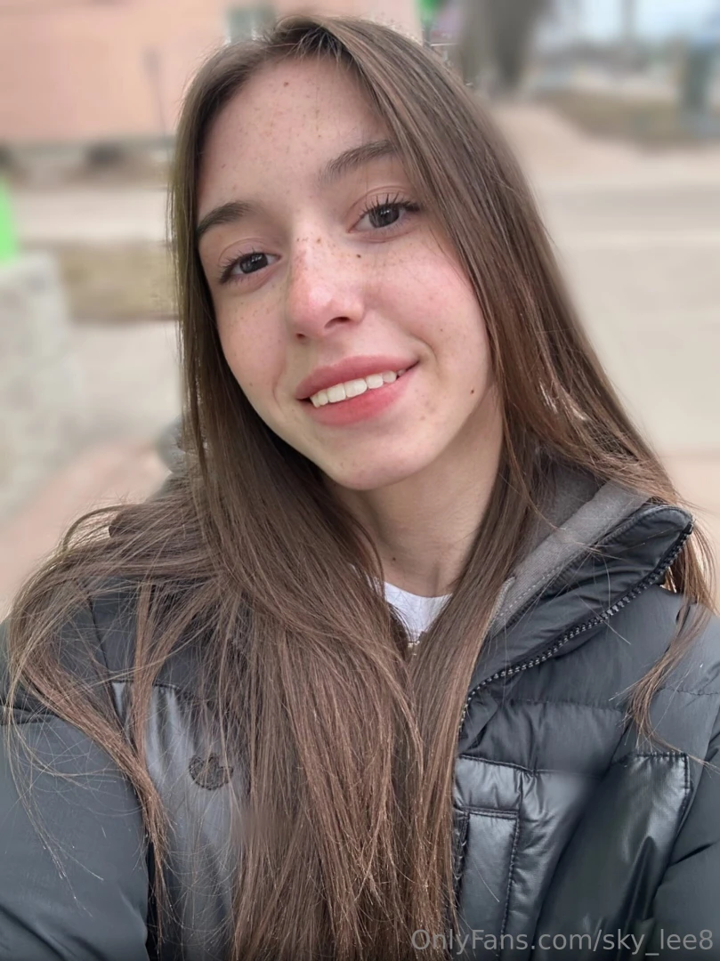 Hot girl iisabella_love this innocent cutie iisabella_love loves to part 722 