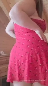 Who wants to see a video where i cum wearong this dress pussy and tits
