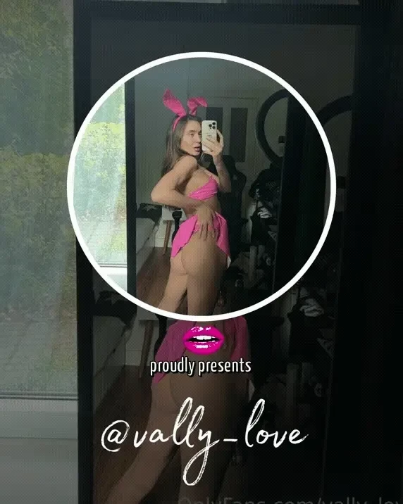 Naughty slutty girl vally vally_love f r e e i want you to tell me 