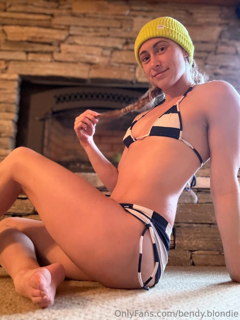 Having a snow bunny christmas part 3 