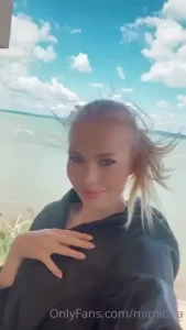Forgetting suddenly that i can t show my boobs on instagram