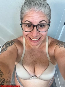 I know what you want to see but you have to be a good boy